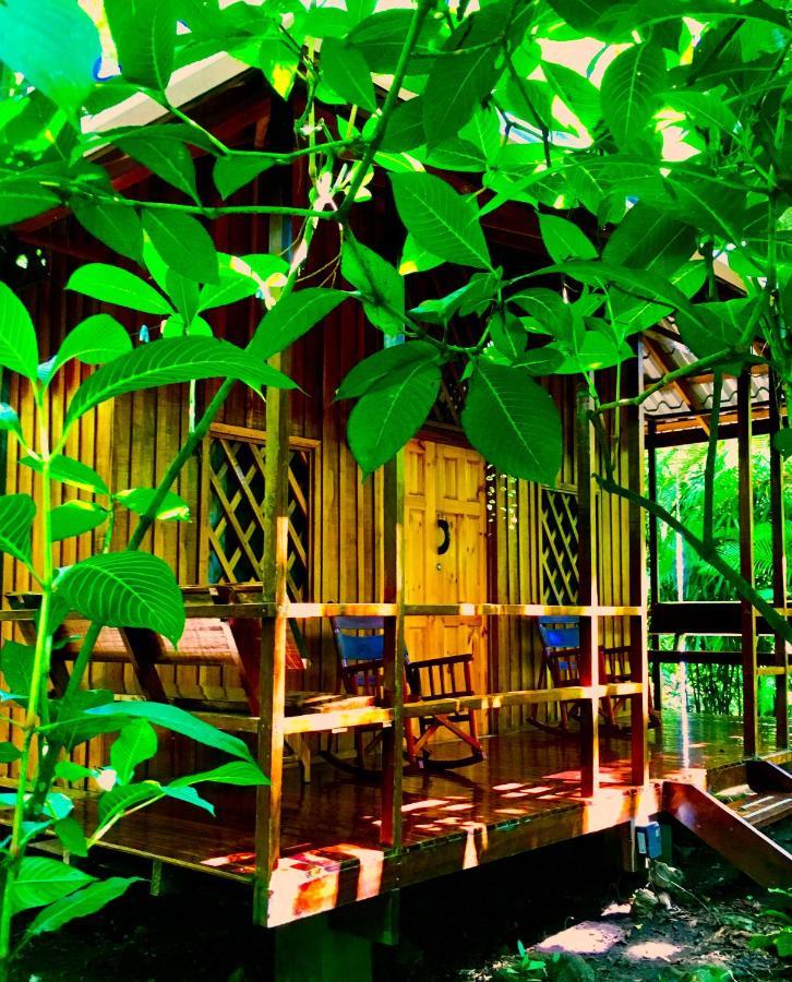 Coral Hill Bungalows Cahuita Exterior foto