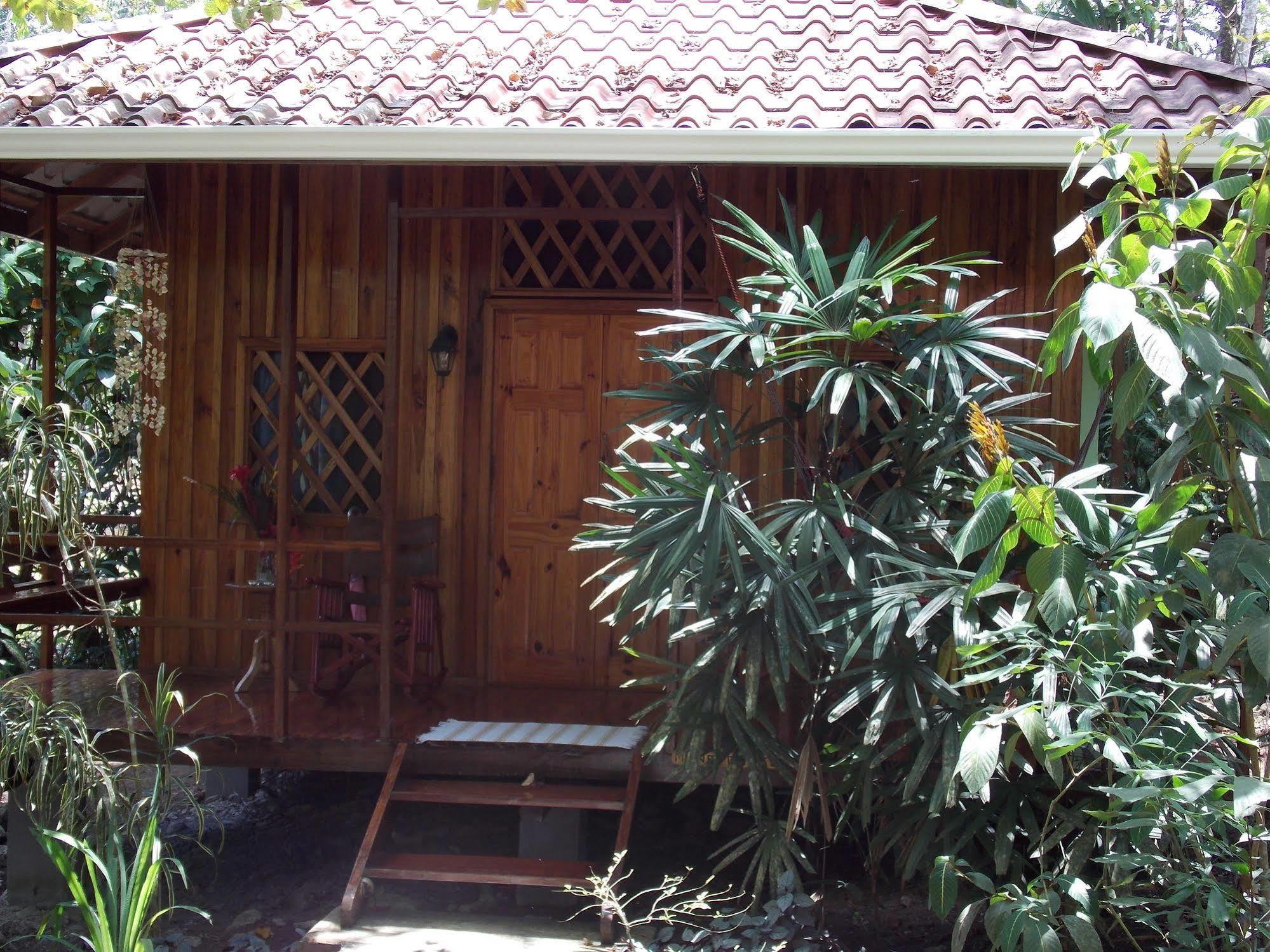 Coral Hill Bungalows Cahuita Exterior foto